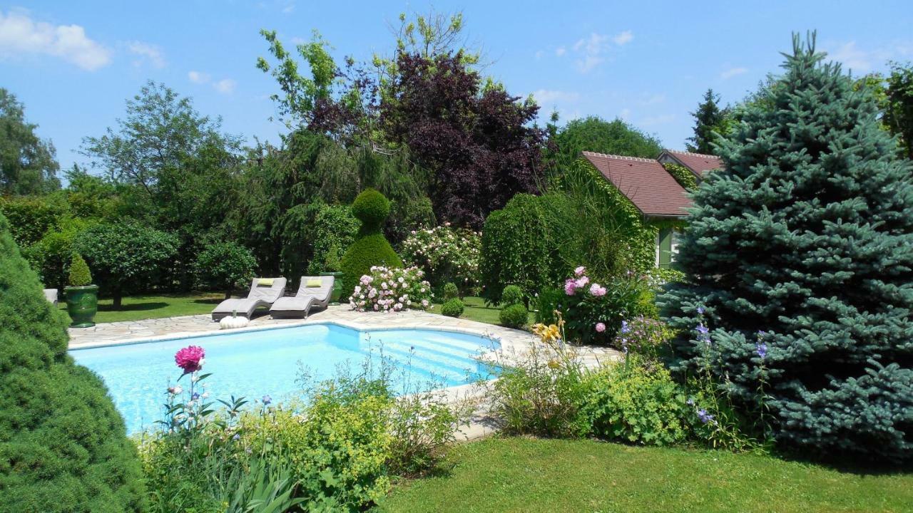 La Grande Poterie Hotel Coulandon Exterior photo